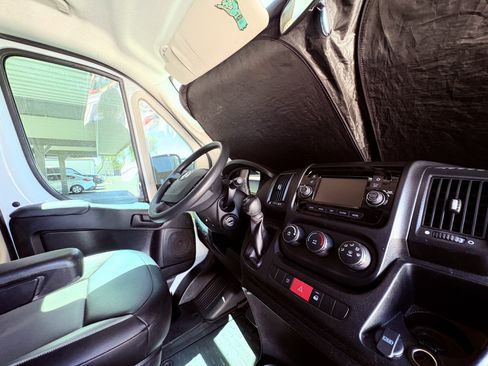 Used 2021 RAM ProMaster 2500 image 13