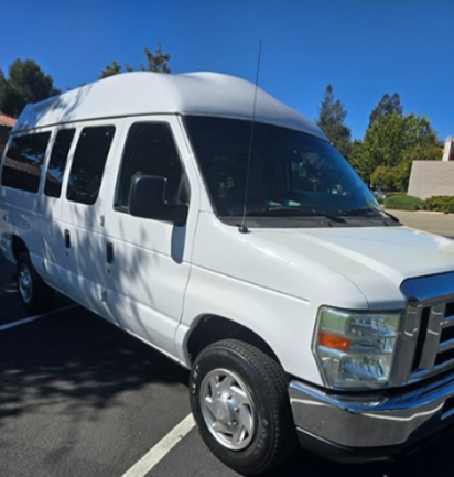 Used 2010 Ford E-350 and Econoline 350 XLT RWD image 10