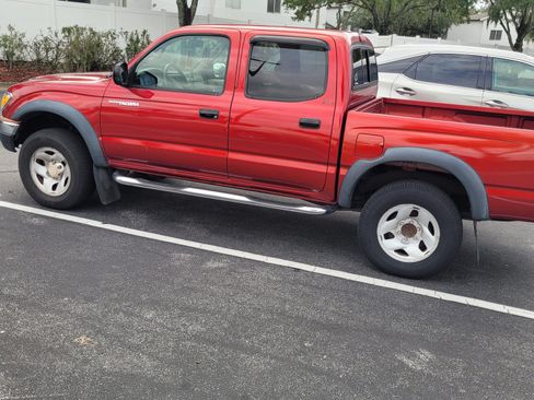 Used 2004 Toyota Tacoma PreRunner image 6