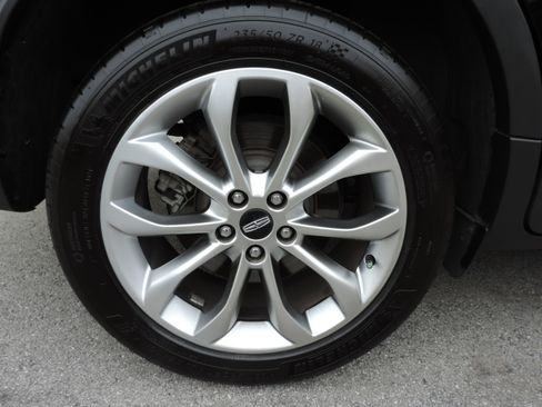 Used 2018 Lincoln MKC Select w/ Select Plus Package image 12