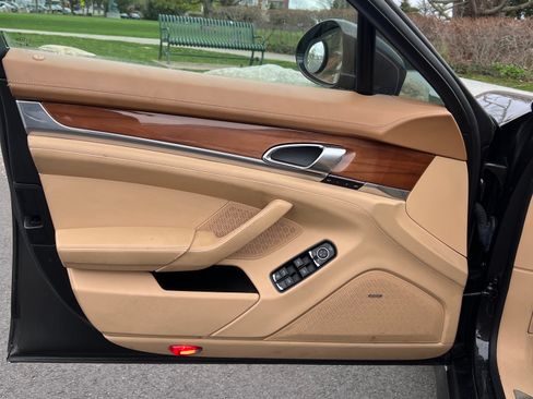 Used 2011 Porsche Panamera Turbo image 14