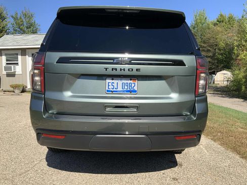 Used 2024 Chevrolet Tahoe Z71 w/ Z71 Off-Road Package image 8