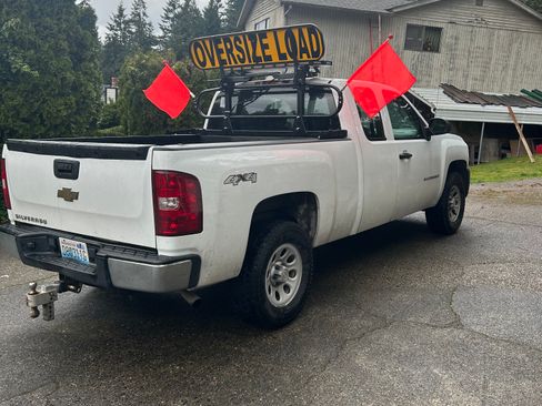 Used 2009 Chevrolet Silverado 1500 W/T image 2