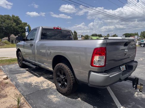 Used 2019 RAM 2500 Tradesman RWD image 4