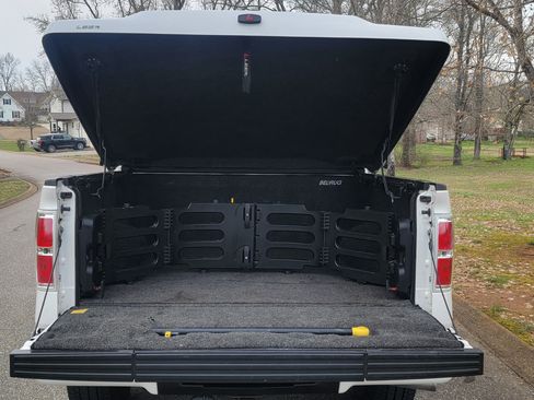 Used 2014 Ford F150 Platinum image 12