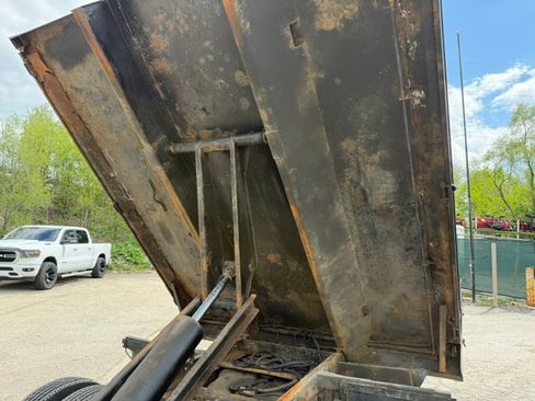 Used 2016 Chevrolet Silverado 3500 W/T w/ WT Convenience Package AWD/4WD image 15