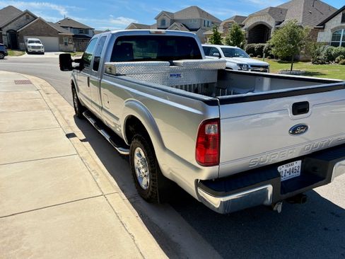 Used 2015 Ford F250 XLT RWD image 4