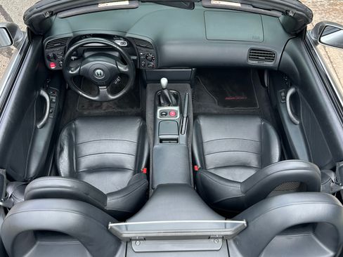 Used 2000 Honda S2000 image 12