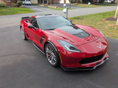 Used 2015 Chevrolet Corvette Z06 w/ 2LZ Preferred Equipment Group image 12