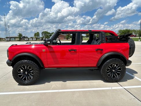 Used 2021 Ford Bronco Badlands AWD/4WD image 12