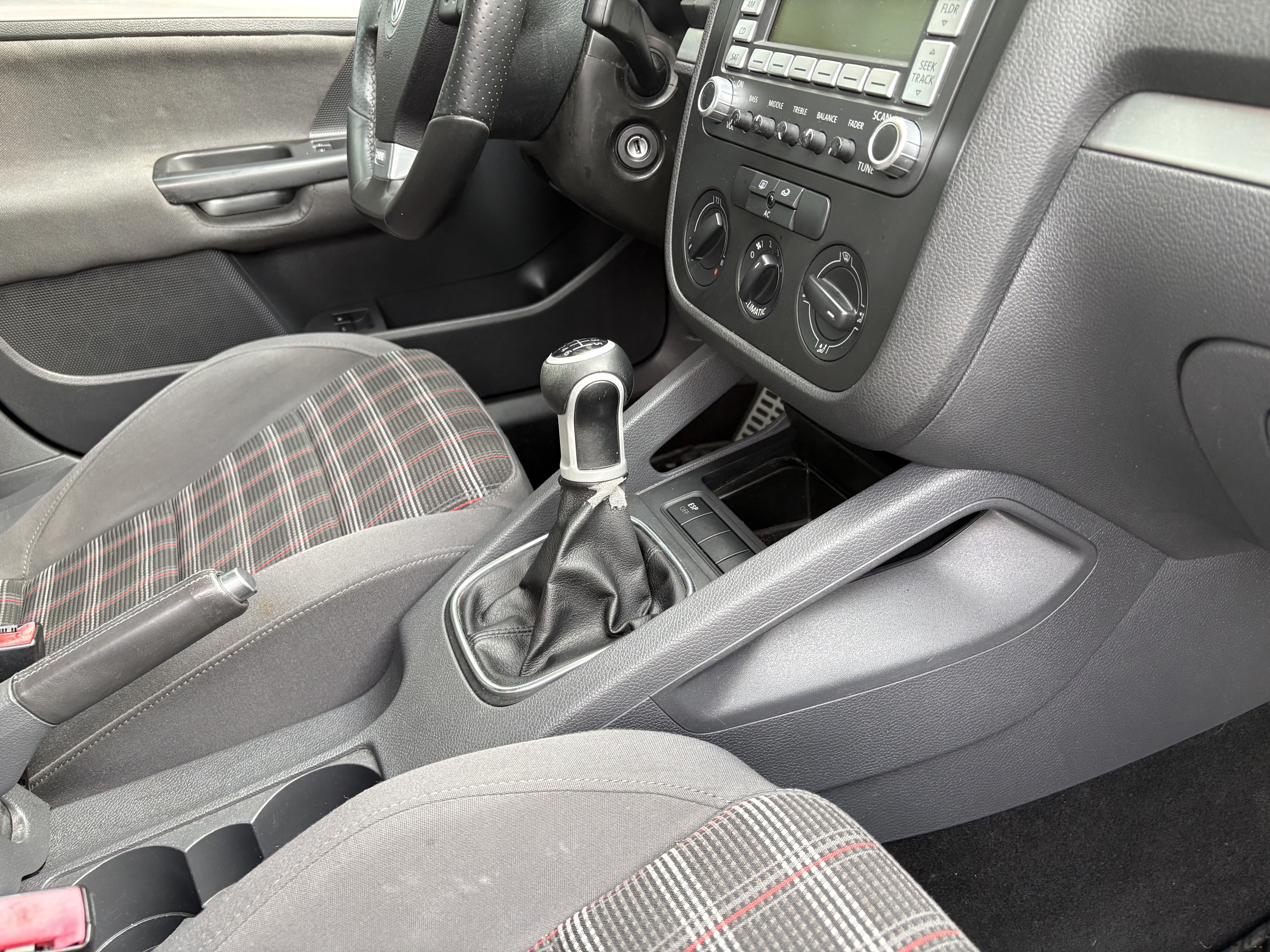 Used 2007 Volkswagen GTI 4-Door FWD image 13