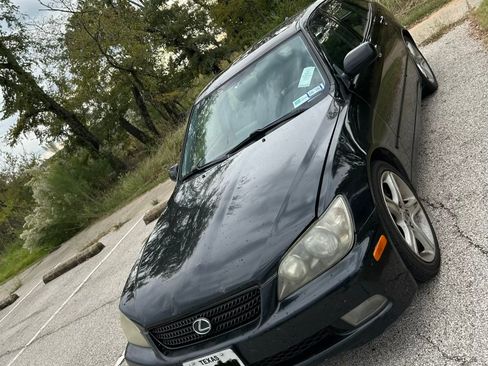 Used 2005 Lexus IS 300 SportCross RWD image 10