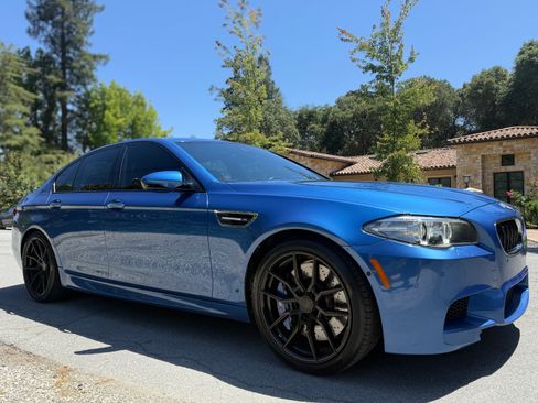 Used 2014 BMW M5 RWD image 12