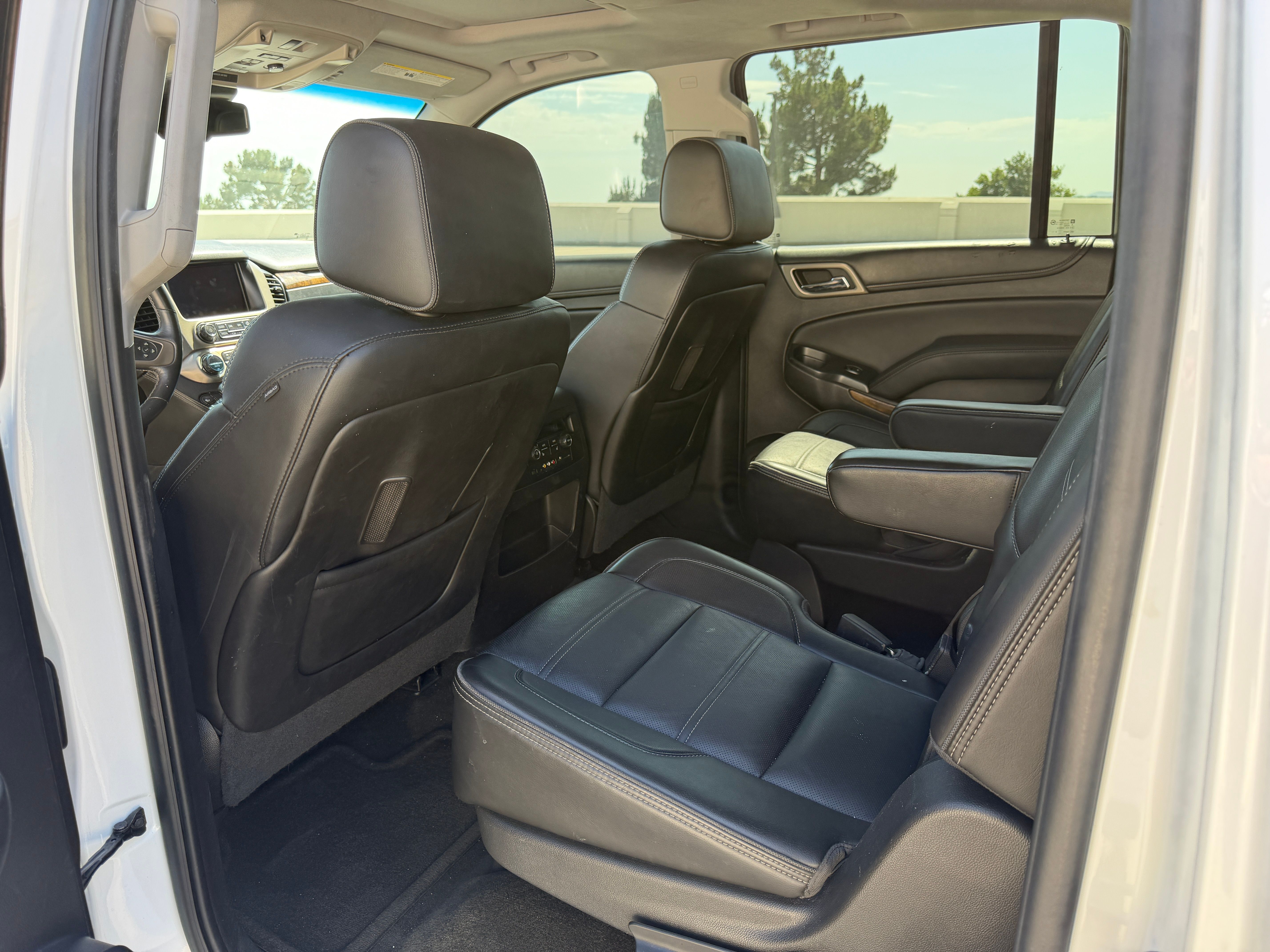 Used 2016 GMC Yukon XL Denali w/ Open Road Package RWD image 9