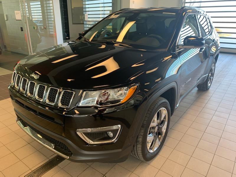 Used 2018 Jeep Compass Limited w/ Safe & Security Group AWD/4WD image 1