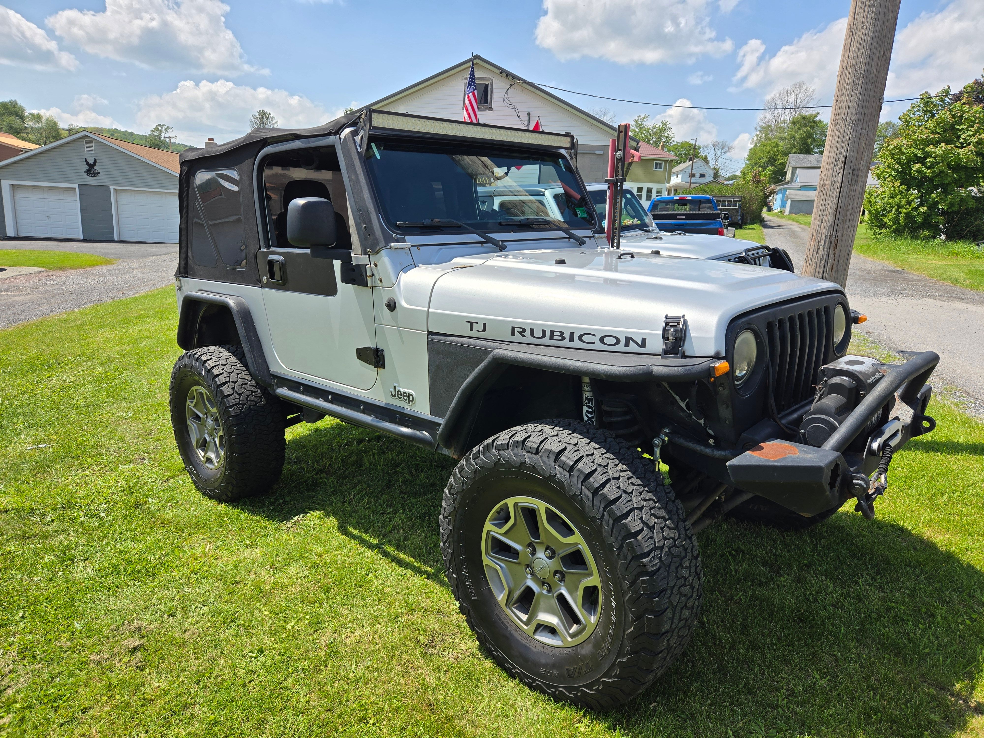 Used 2003 Jeep Wrangler X AWD/4WD image 2