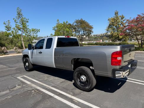 Used 2013 Chevrolet Silverado 2500 W/T RWD image 4