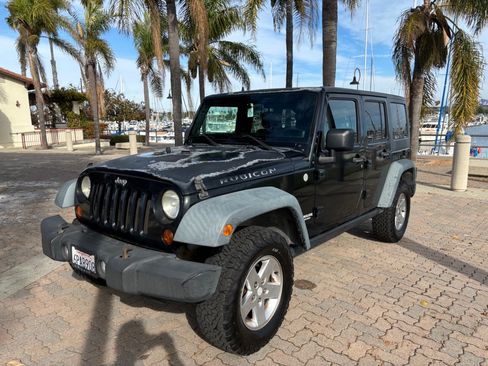 Used 2011 Jeep Wrangler Unlimited Rubicon w/ Trailer Tow Group image 18