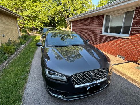 Used 2020 Lincoln MKZ FWD image 5