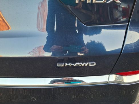 Used 2022 Acura MDX SH-AWD w/ Technology Package image 14