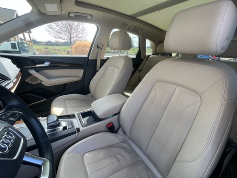 Used 2018 Audi Q5 Prestige w/ Prestige Package image 9