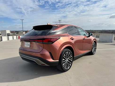 Used 2024 Lexus RX 350h image 6