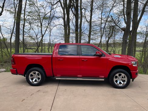Used 2019 RAM 1500 Big Horn AWD/4WD image 1