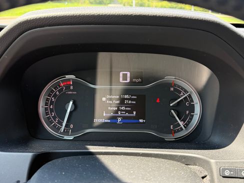 Used 2016 Honda Pilot EX-L image 2