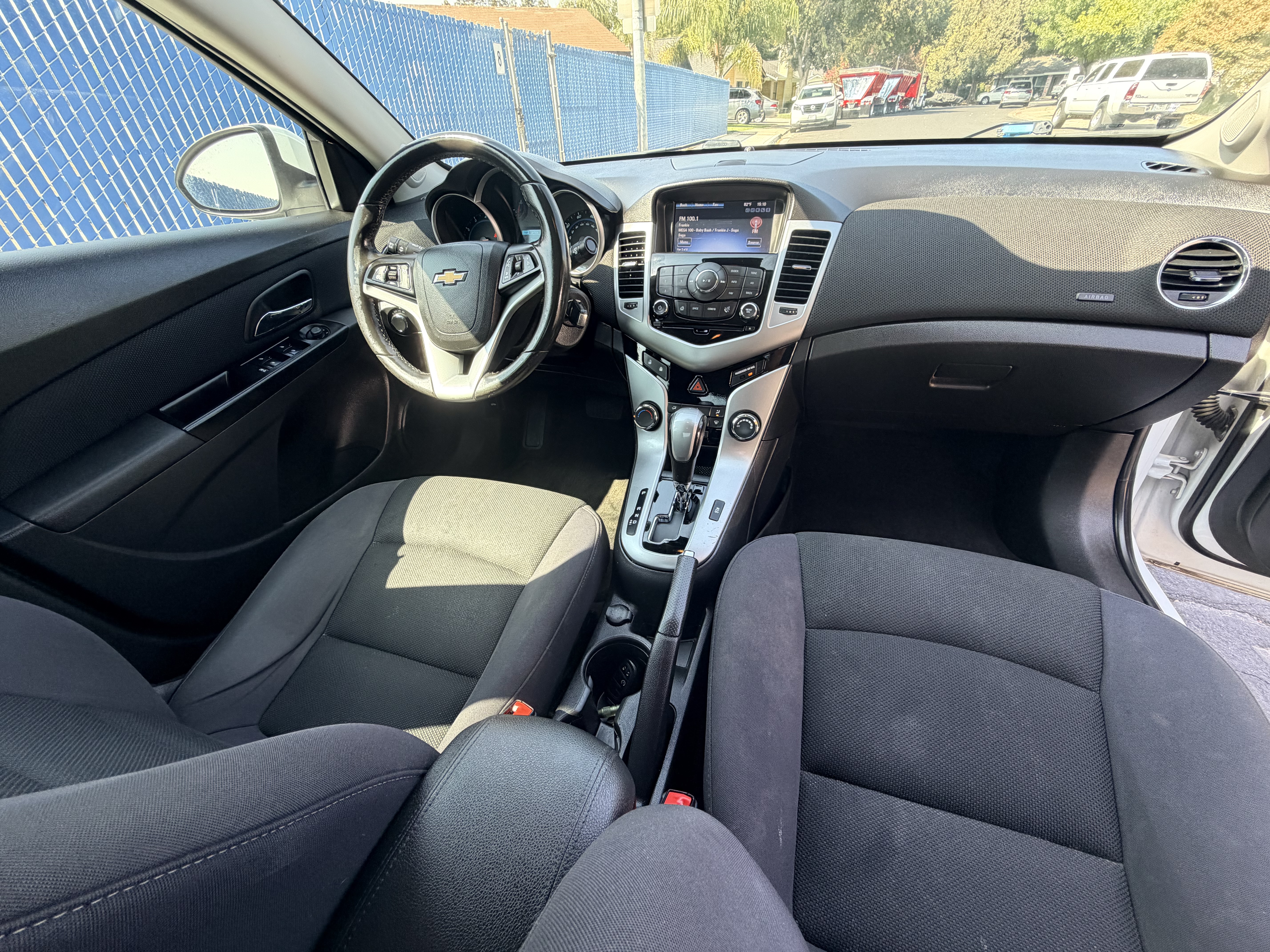 Used 2014 Chevrolet Cruze LT FWD image 12