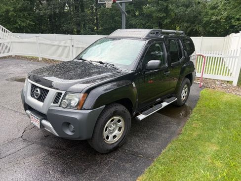 Used 2012 Nissan Xterra X AWD/4WD image 4