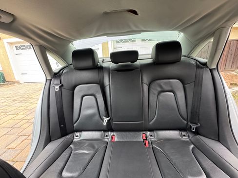 Used 2011 Audi A4 2.0T Premium image 5