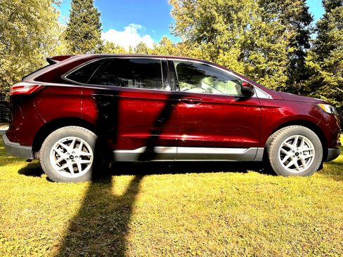 Used 2023 Ford Edge SEL w/ Convenience Package image 12