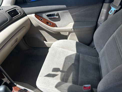 Used 2003 Subaru Outback Wagon AWD/4WD image 12