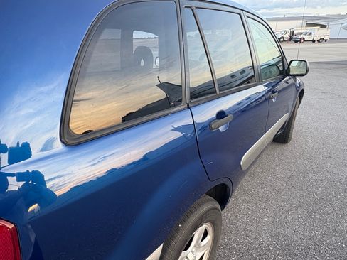 Used 2004 Toyota RAV4 2WD image 11