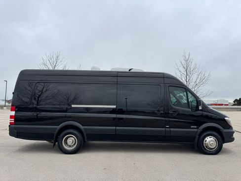 Used 2014 Mercedes-Benz Sprinter 3500 image 6