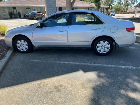 Used 2003 Honda Accord LX image 1