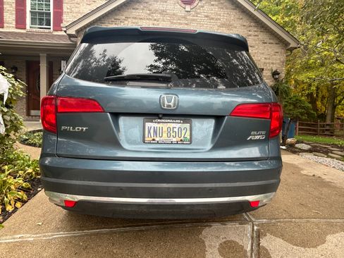 Used 2016 Honda Pilot Elite image 5