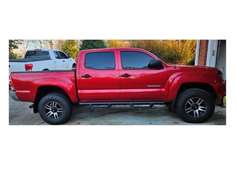 Used 2013 Toyota Tacoma PreRunner w/ SR5 Pkg image 1