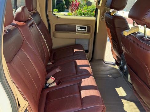 Used 2013 Ford F150 King Ranch w/ King Ranch Luxury Pkg image 11