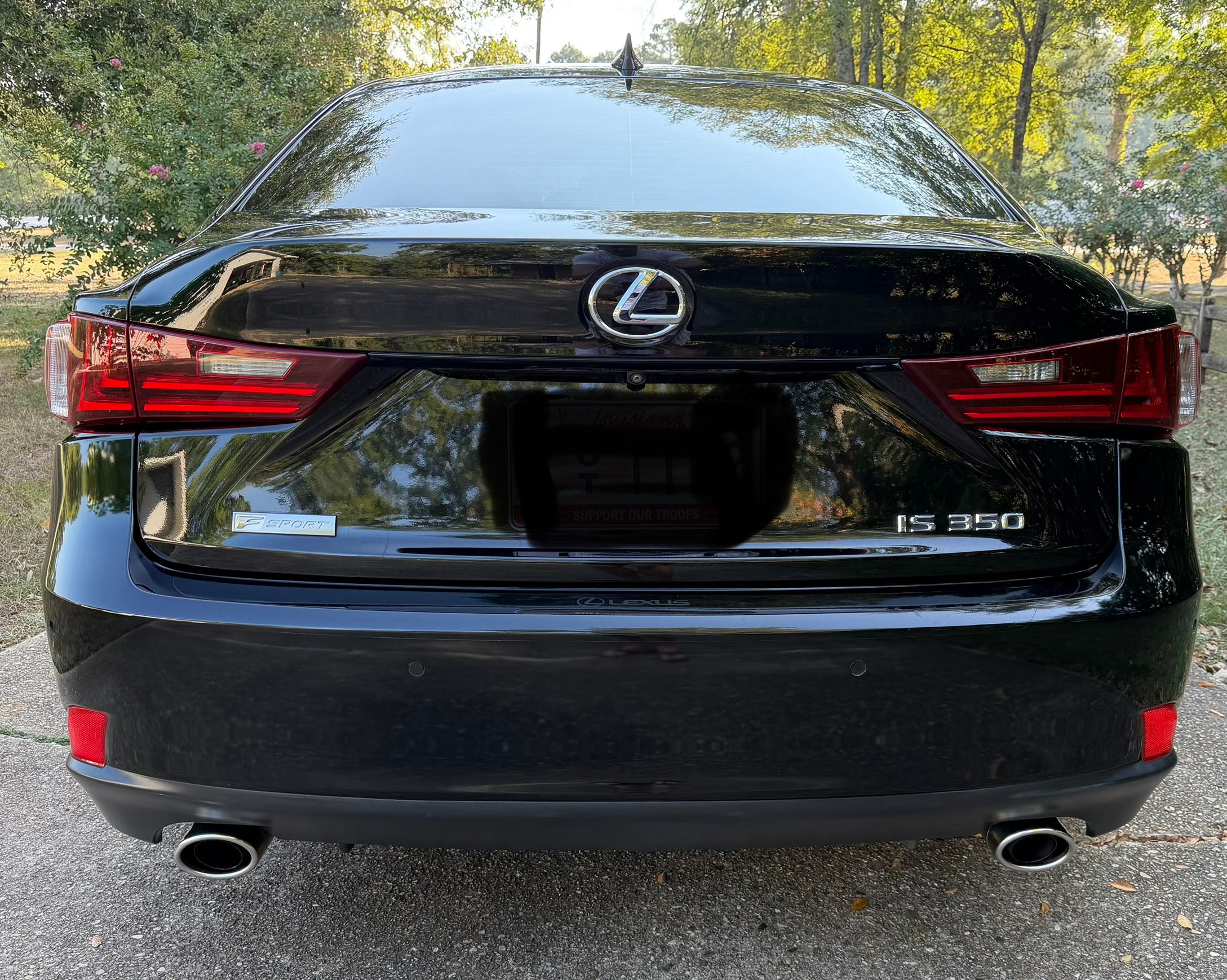 Used 2015 Lexus IS 350 w/ F-Sport Package RWD image 10