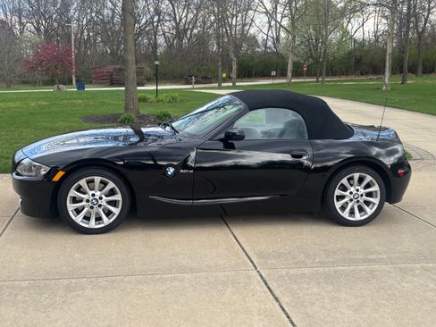 Used 2007 BMW Z4 3.0si image 3