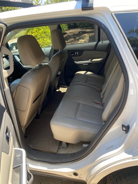 Used 2011 Ford Edge SEL w/ 202A Rapid Spec Order Code FWD image 11