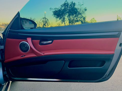 Used 2010 BMW M3 Coupe image 26