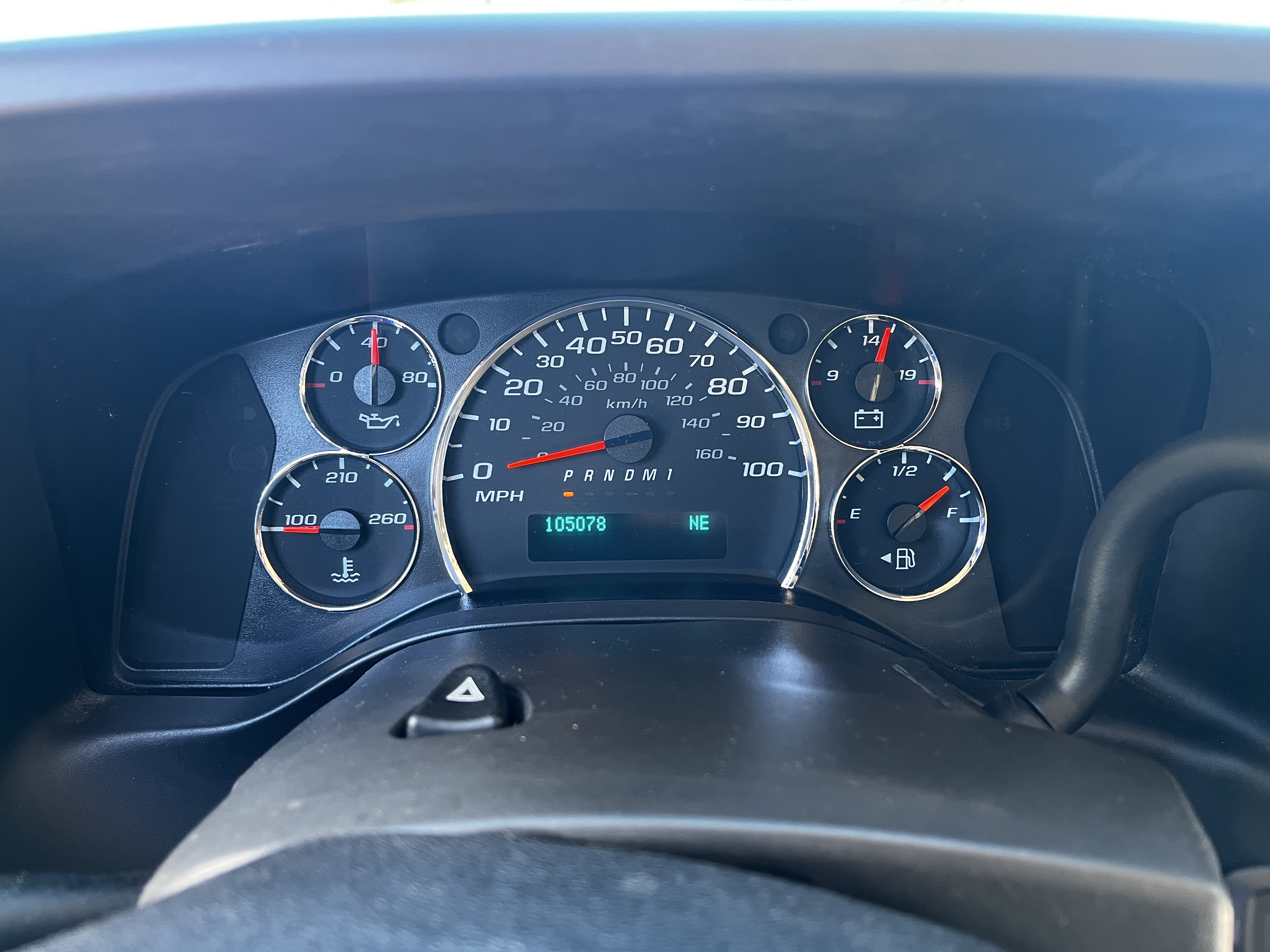 Used 2019 Chevrolet Express 2500 w/ Driver Convenience Package RWD image 12