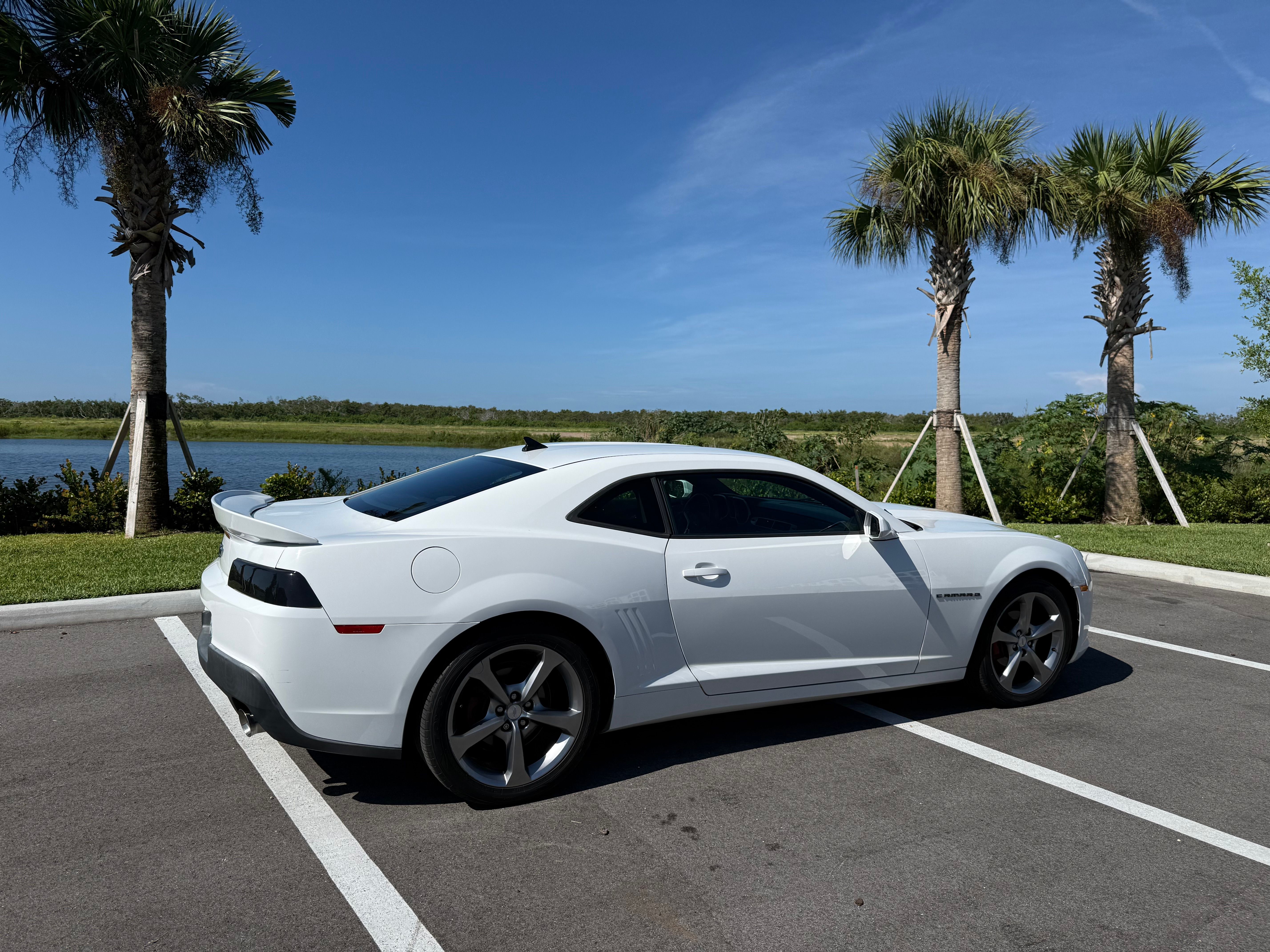 Used 2015 Chevrolet Camaro LS RWD image 2