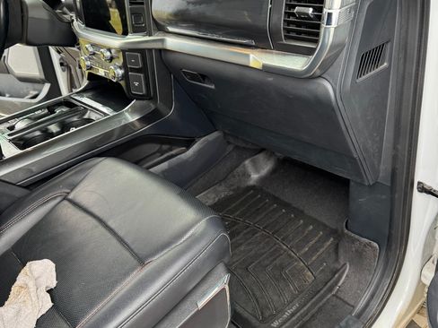 Used 2023 Ford F150 Lariat AWD/4WD image 14
