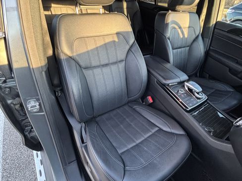 Used 2018 Mercedes-Benz GLS 450 4MATIC image 20