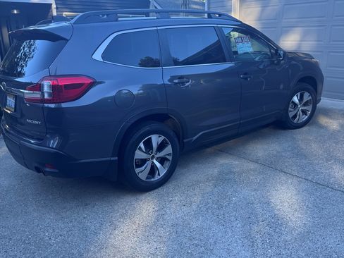 Used 2020 Subaru Ascent Premium w/ Convenience Package AWD/4WD image 2