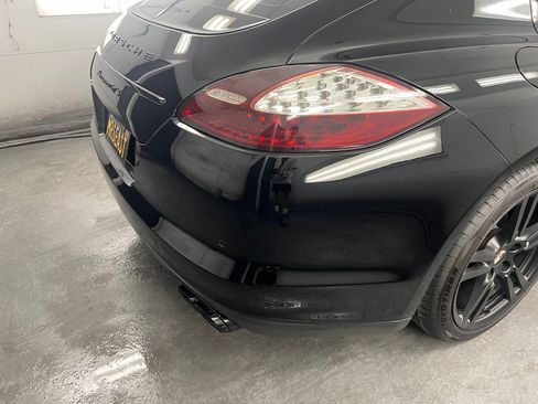 Used 2013 Porsche Panamera GTS AWD/4WD image 29