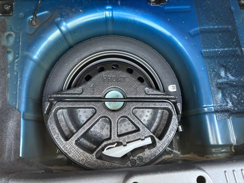 Used 2011 Ford Fiesta SE w/ 203A Rapid Spec Order Code FWD image 14